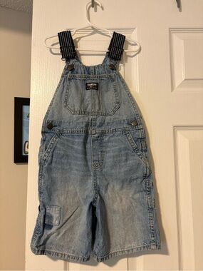 OshKosh B'gosh Light Blue Denim Relaxed Men’s Jeans Overalls